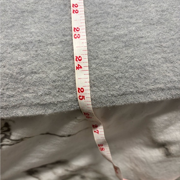 The Group (Babaton) Boiled Wool Boxy Turtleneck Heather Chrome L/XL - Picture 5 of 8